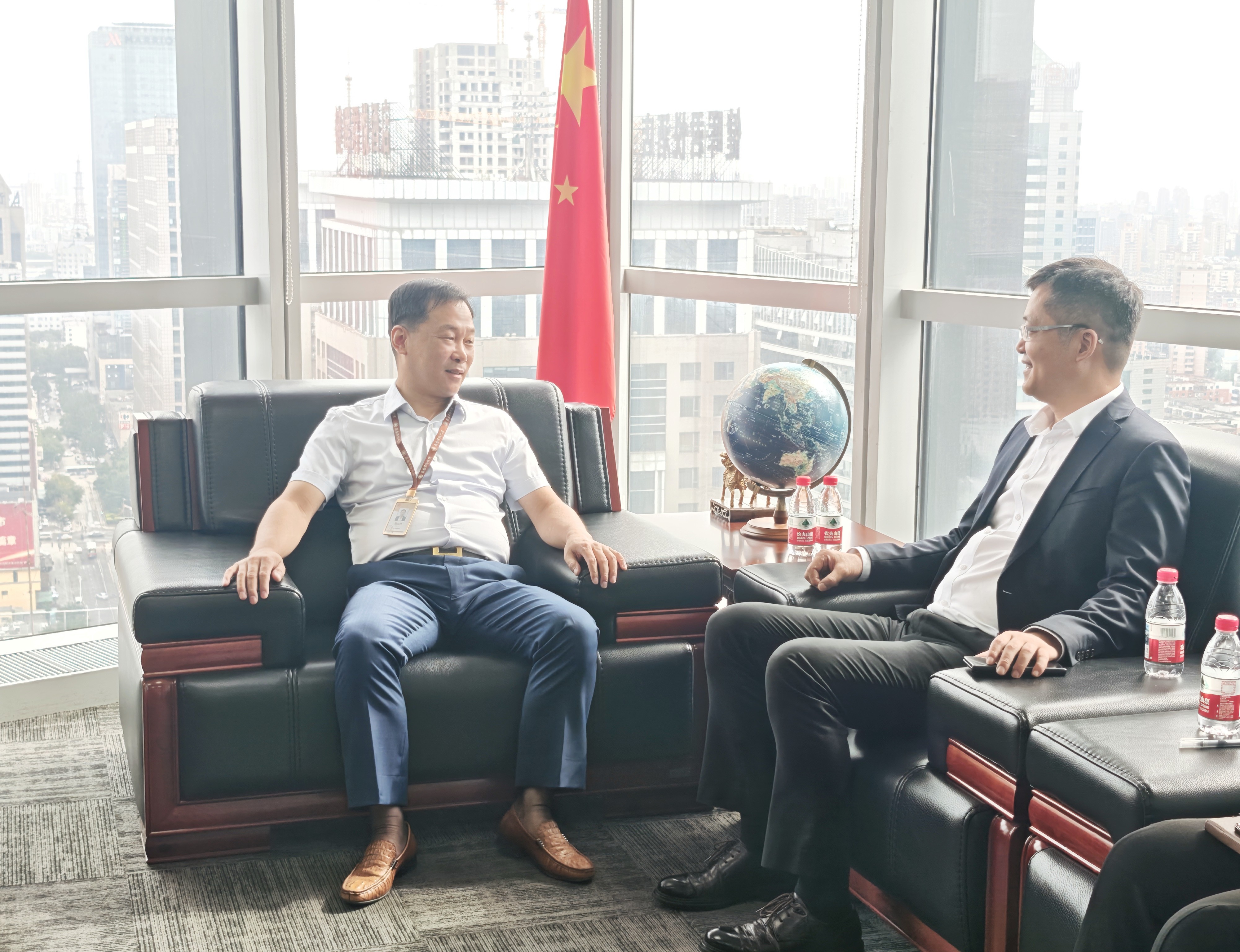 工银安盛人寿辽宁分公司领导到访交流